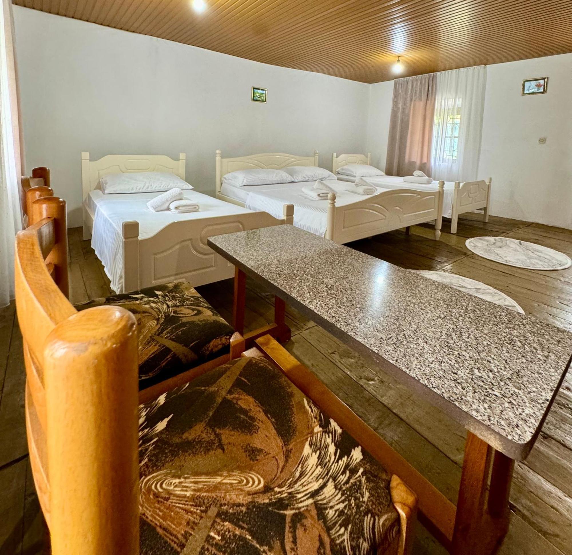 Guest House Noku Koman ภายนอก รูปภาพ
